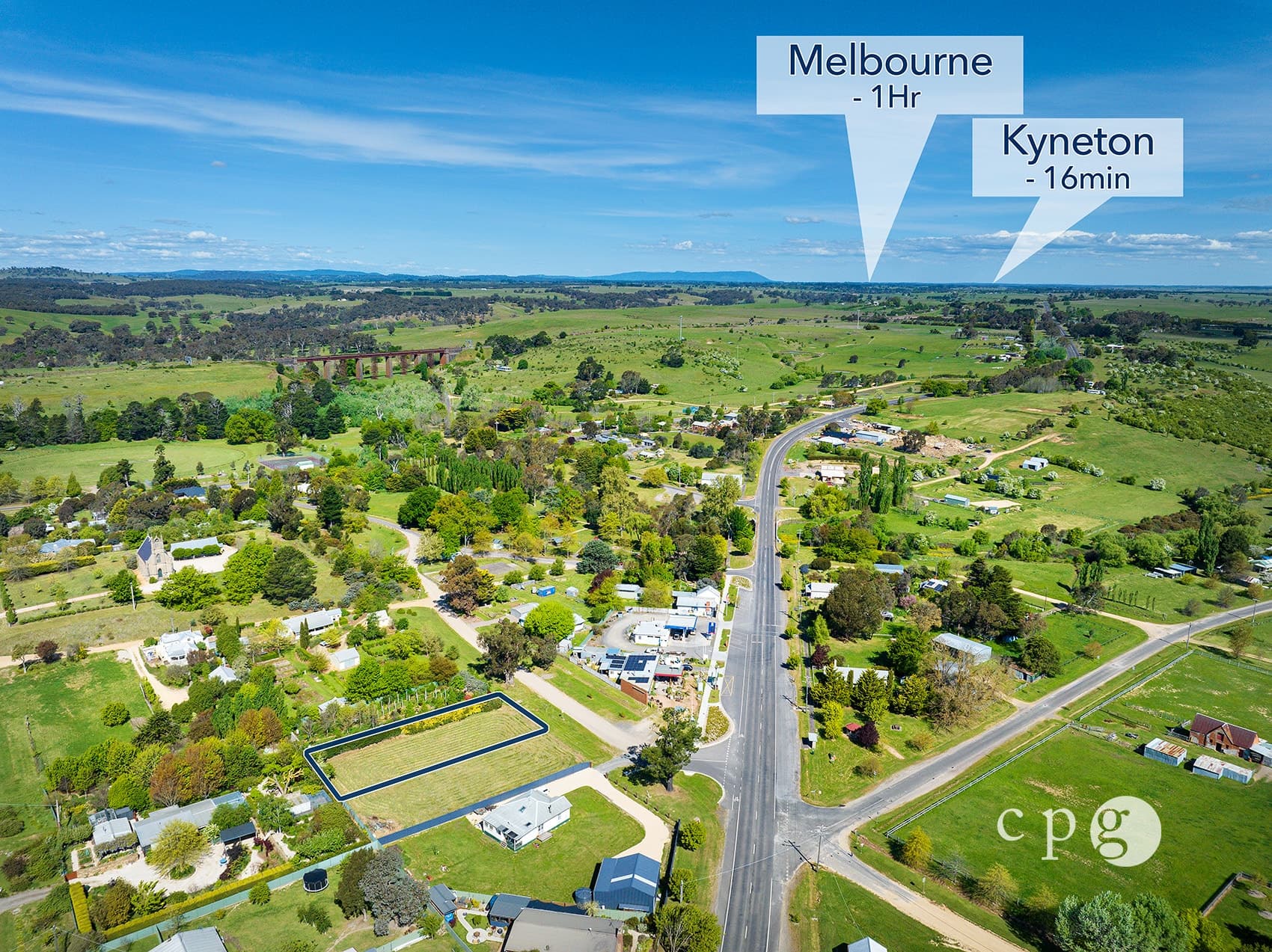 2/34 Roderick Street, TARADALE, VIC 3447, Taradale - Image 1