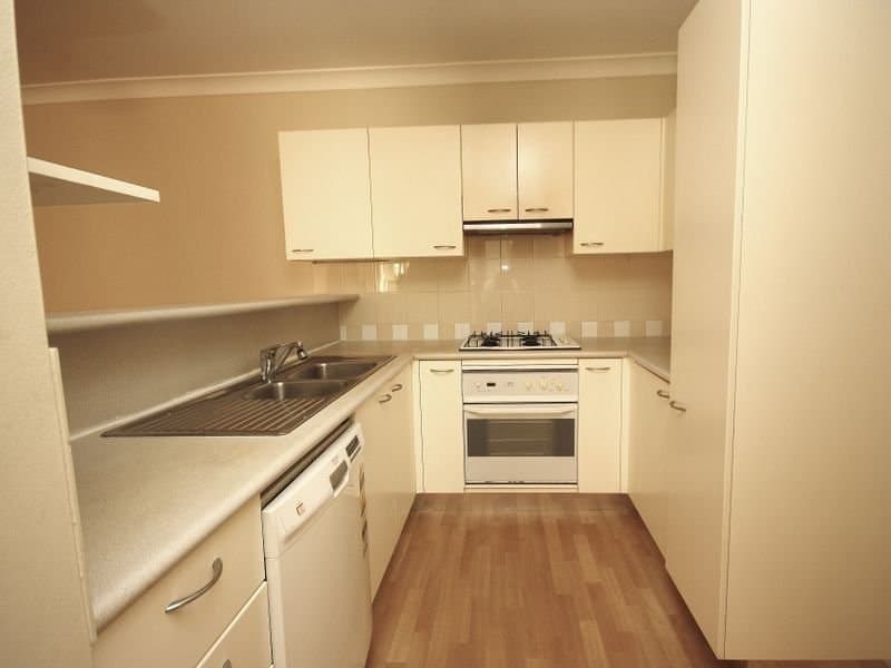 10i/19-21 George Street, North Strathfield - Thumbnail 4