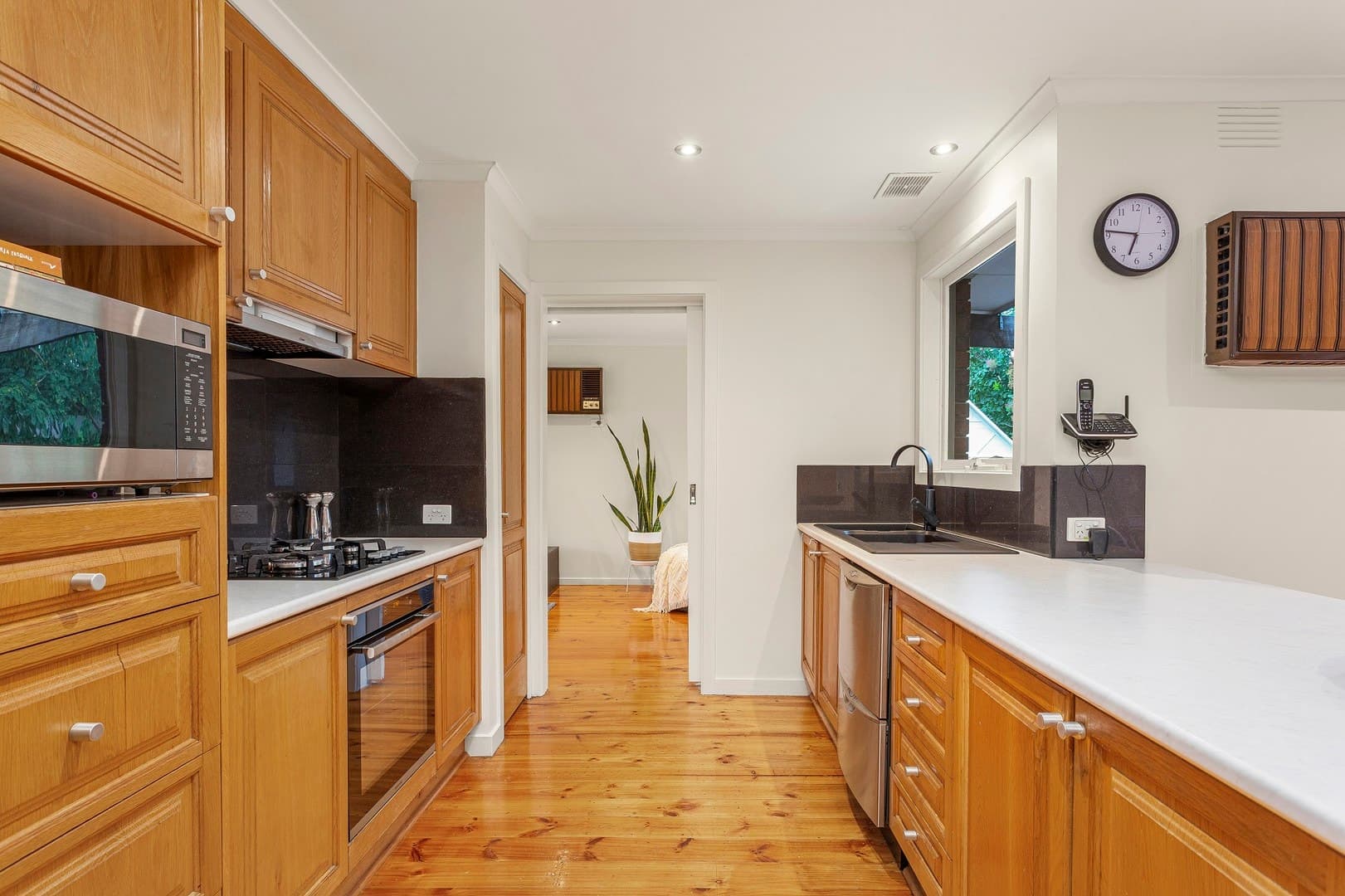 8 Deep Creek DriveDoncaster East, VIC 3109  - Leased, Doncaster East - Thumbnail 4