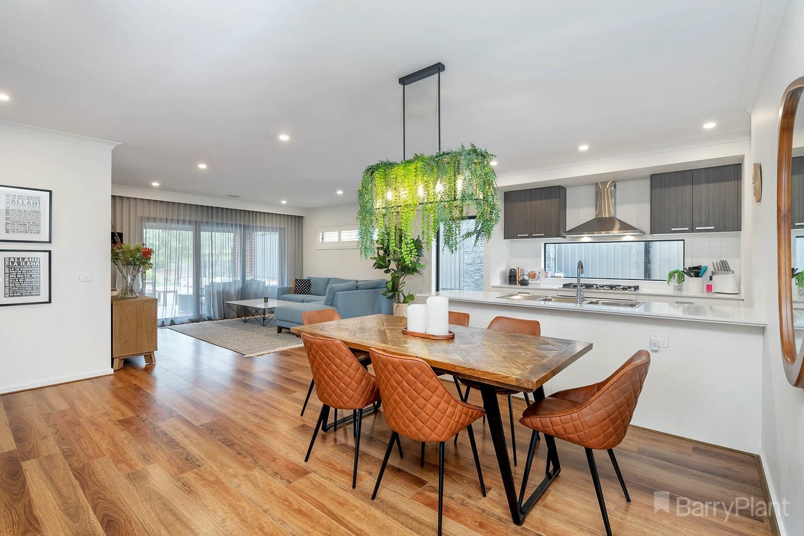 21 Zurich RisePakenham, VIC 3810  - Leased, Pakenham - Thumbnail 5