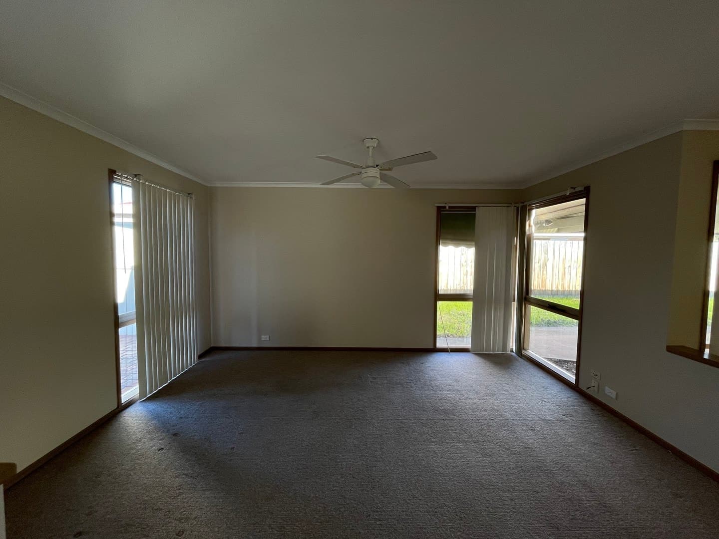 4 Martine CourtHoppers Crossing, VIC 3029  - Leased, Hoppers Crossing - Thumbnail 8