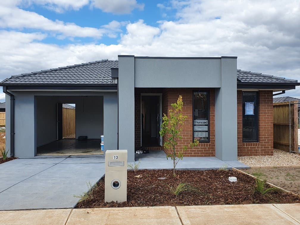 13 Wasim CircuitRockbank, VIC 3335  - Leased, Rockbank - Image 1