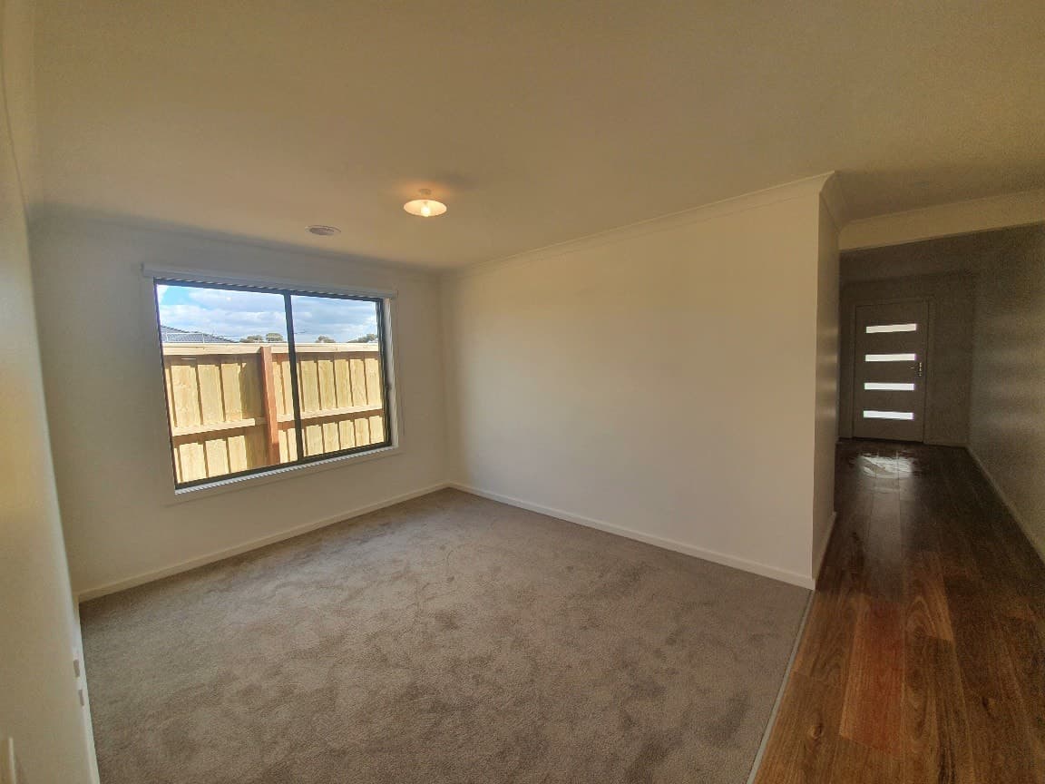 13 Wasim CircuitRockbank, VIC 3335  - Leased, Rockbank - Thumbnail 6