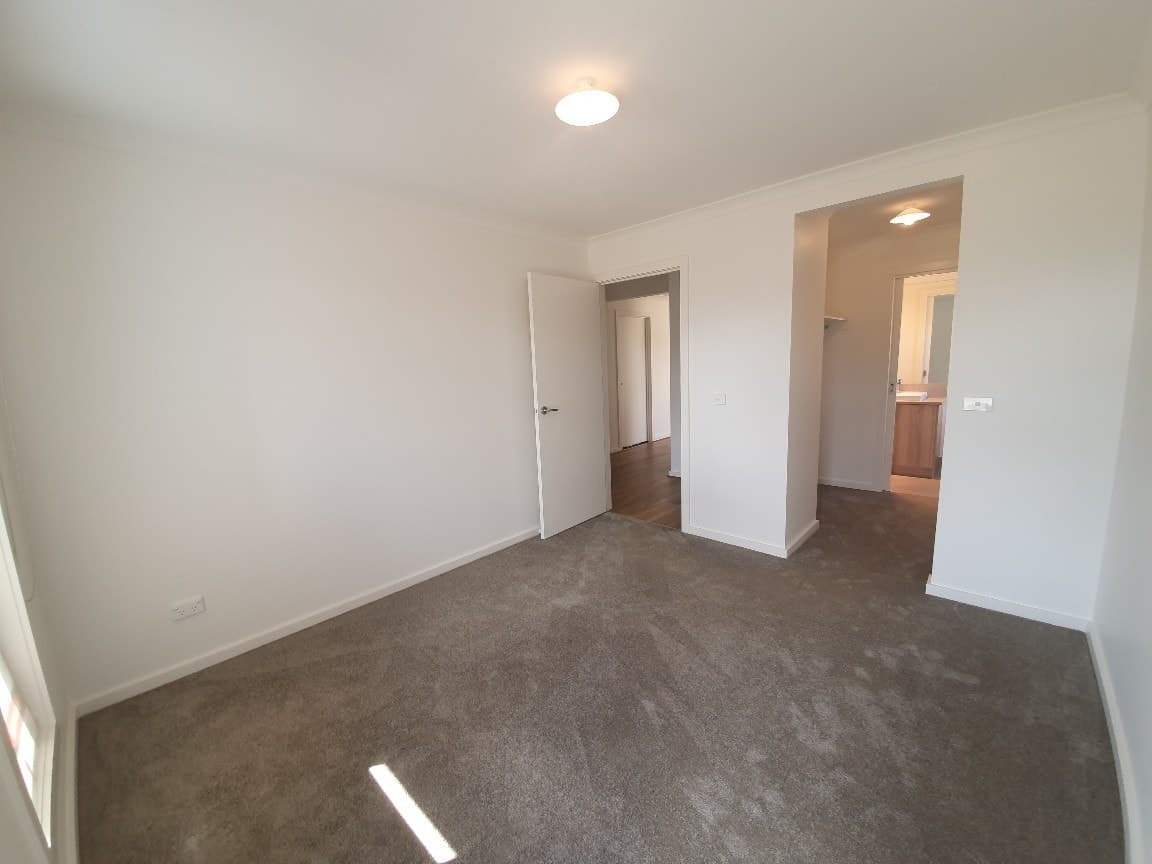 13 Wasim CircuitRockbank, VIC 3335  - Leased, Rockbank - Thumbnail 7