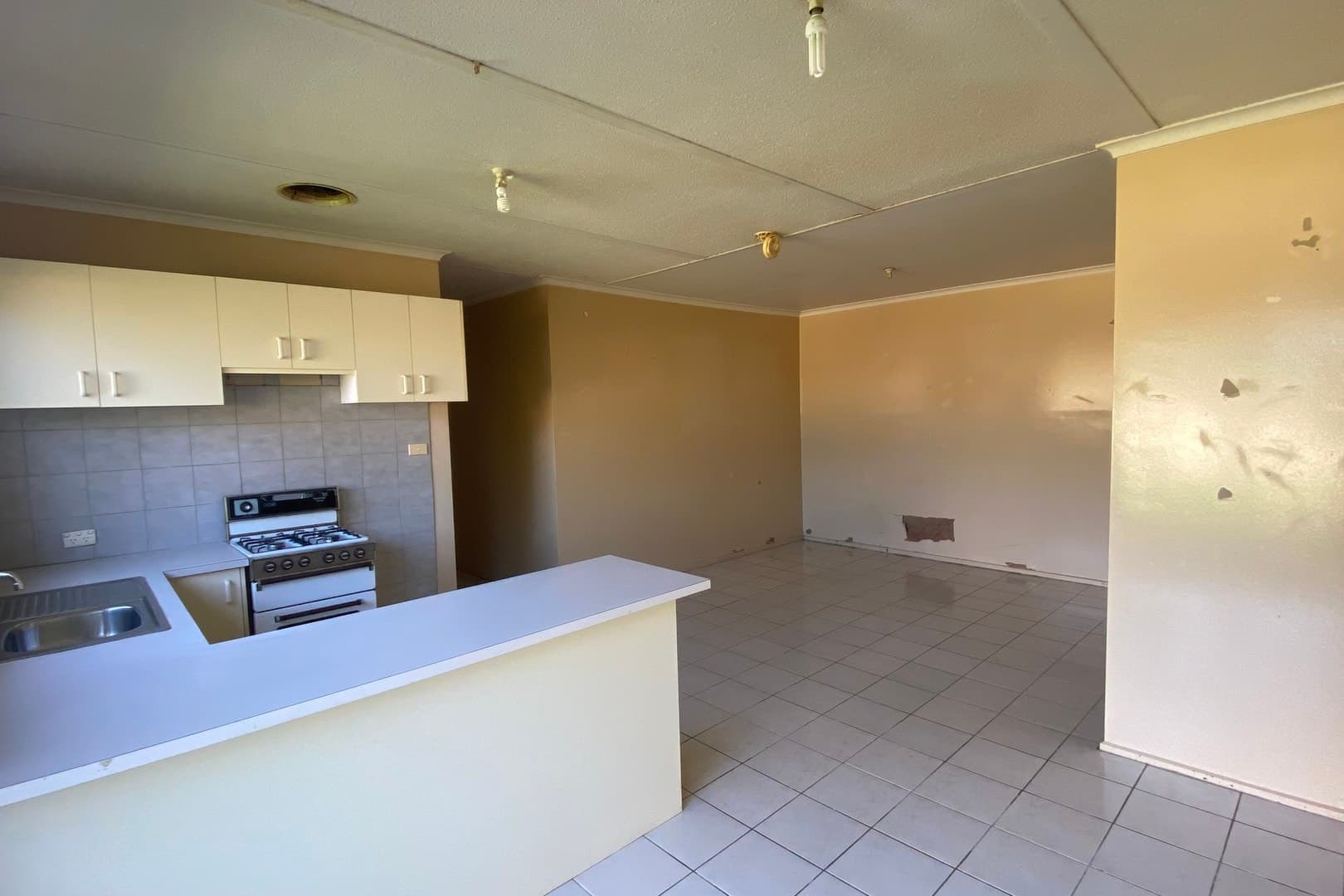 2/27 Rodman StreetReservoir, VIC 3073  - Leased, Reservoir - Image 1