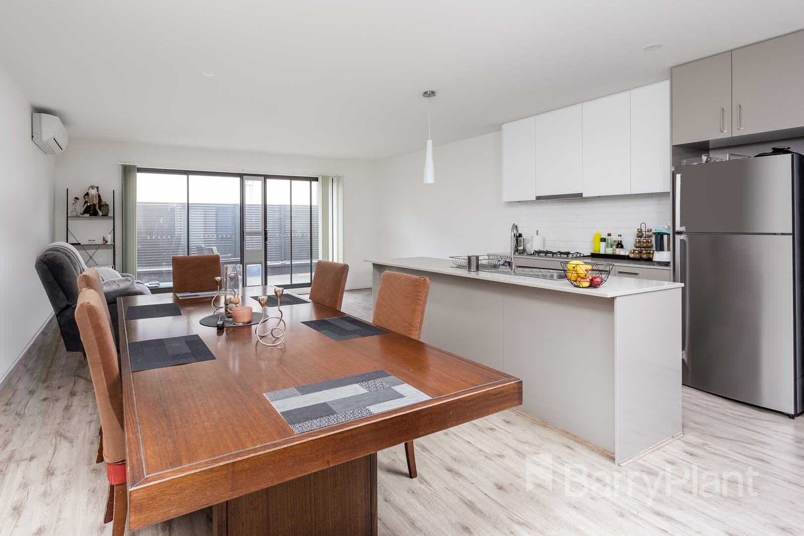 22 Paradise ParadePoint Cook, VIC 3030  - Leased, Point Cook - Thumbnail 4