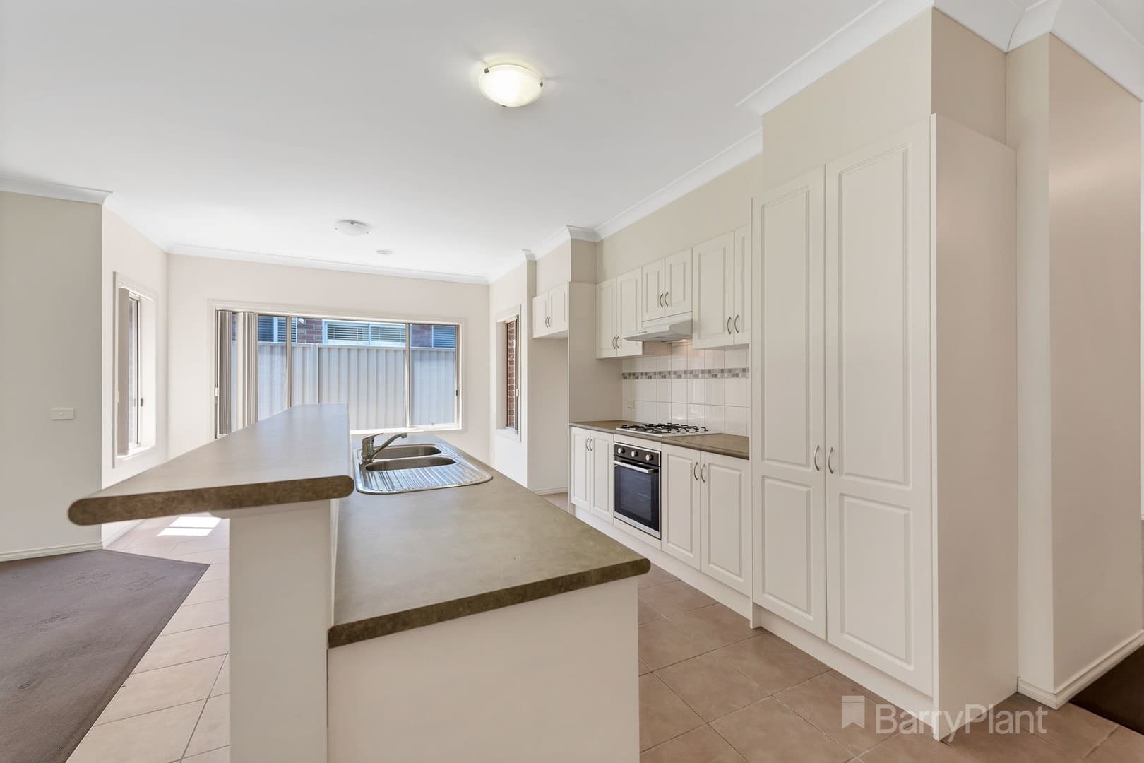 6 Petrel CircuitPakenham, VIC 3810  - Leased, Pakenham - Thumbnail 6