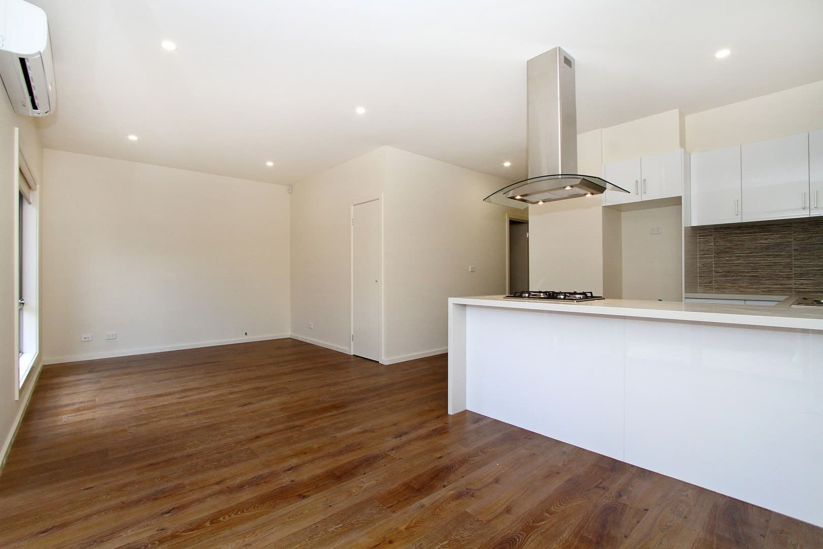 4/16 Jinghi RoadReservoir, VIC 3073  - Leased, Reservoir - Thumbnail 3