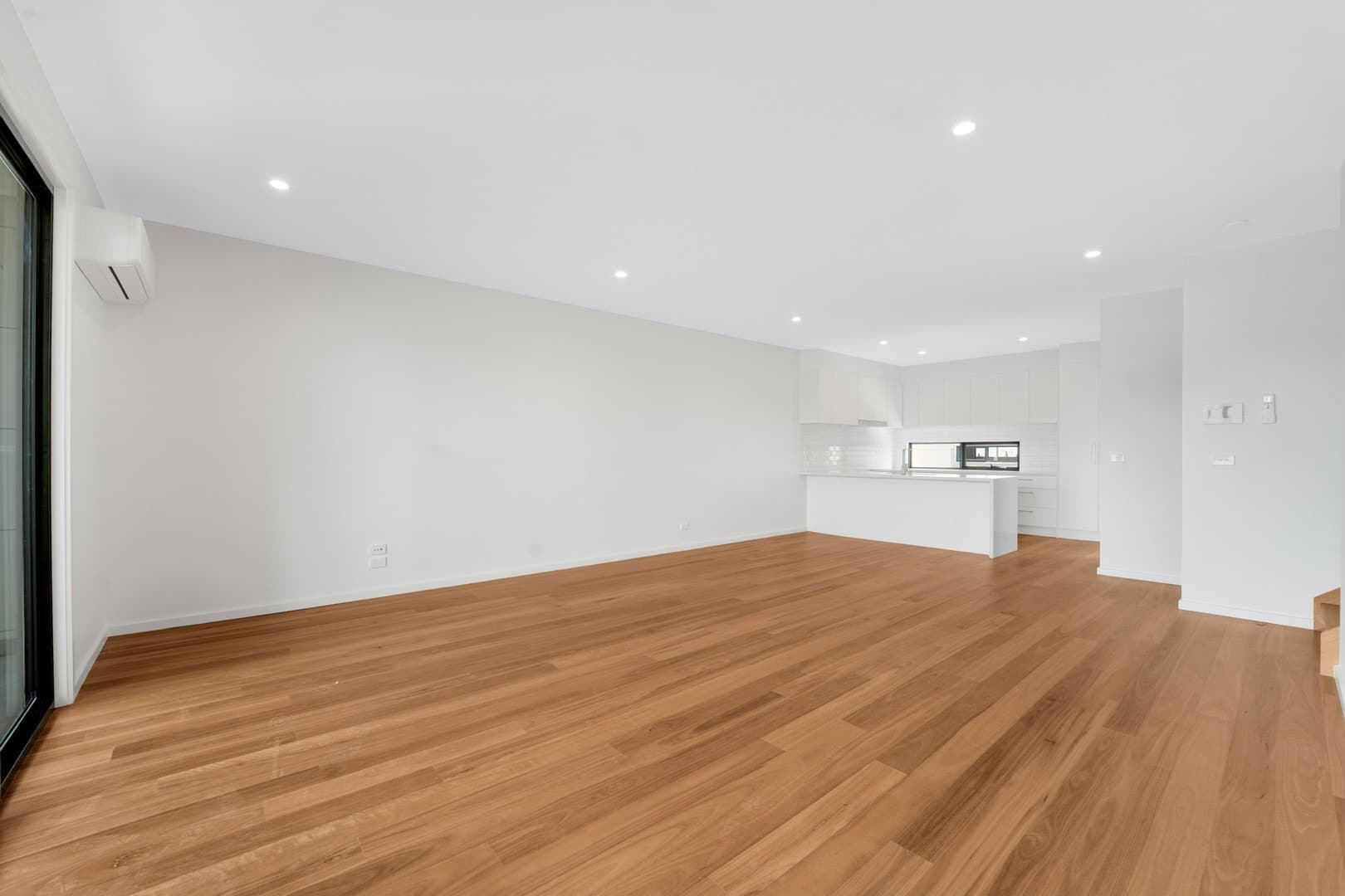 9/15-17 Kenilworth Street, Reservoir, VIC 3073, Reservoir - Thumbnail 3