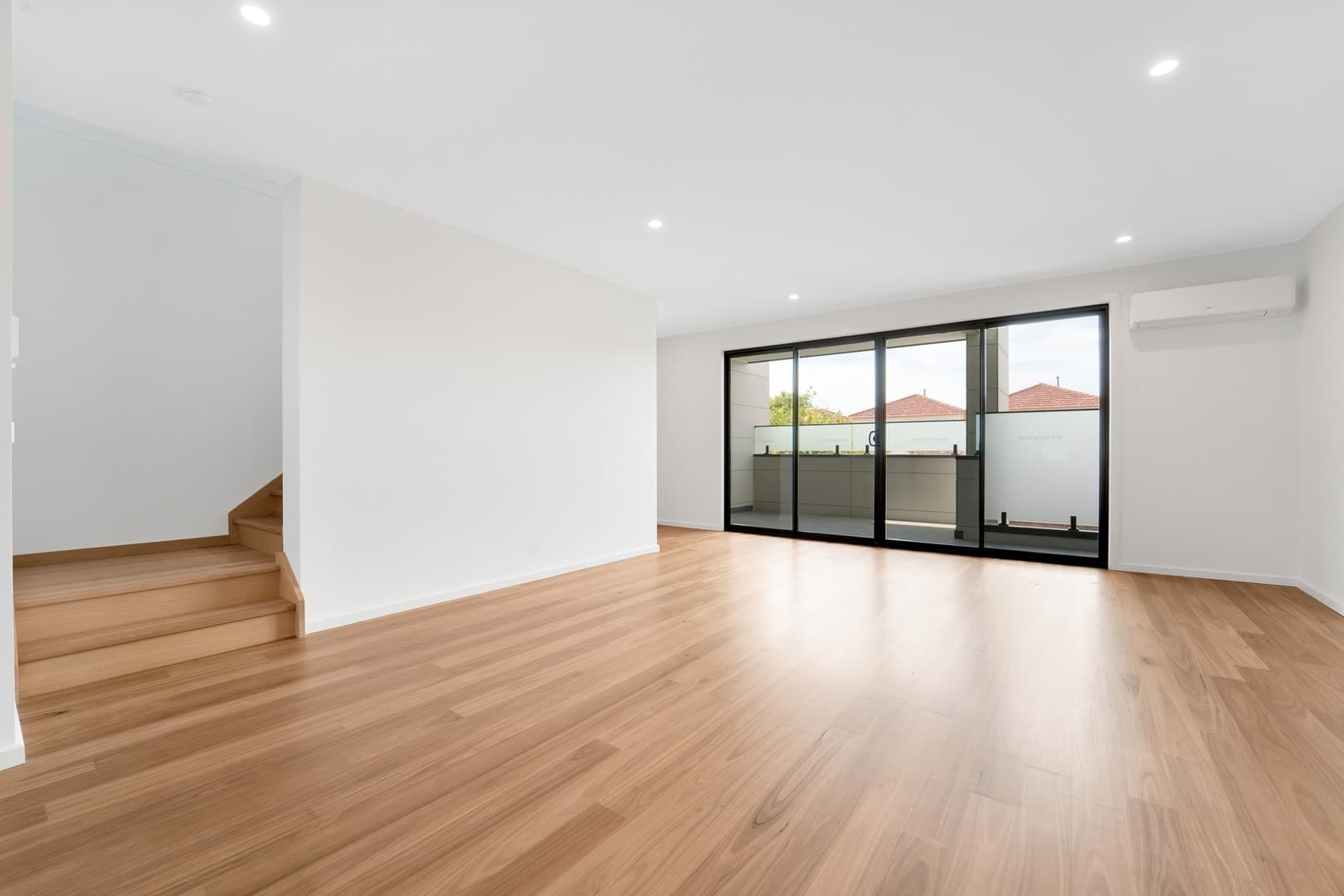 9/15-17 Kenilworth Street, Reservoir, VIC 3073, Reservoir - Thumbnail 4