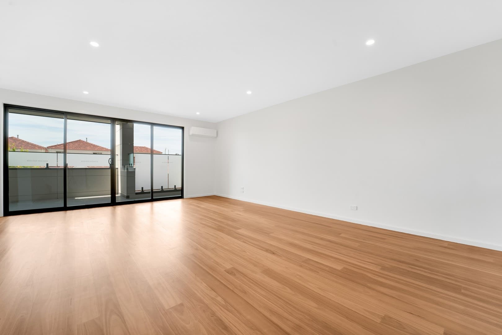 9/15-17 Kenilworth Street, Reservoir, VIC 3073, Reservoir - Thumbnail 5