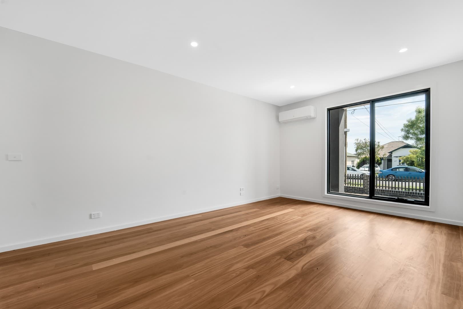 1 & 10/15-17 Kenilworth Street, Reservoir, VIC 3073, Reservoir - Thumbnail 4