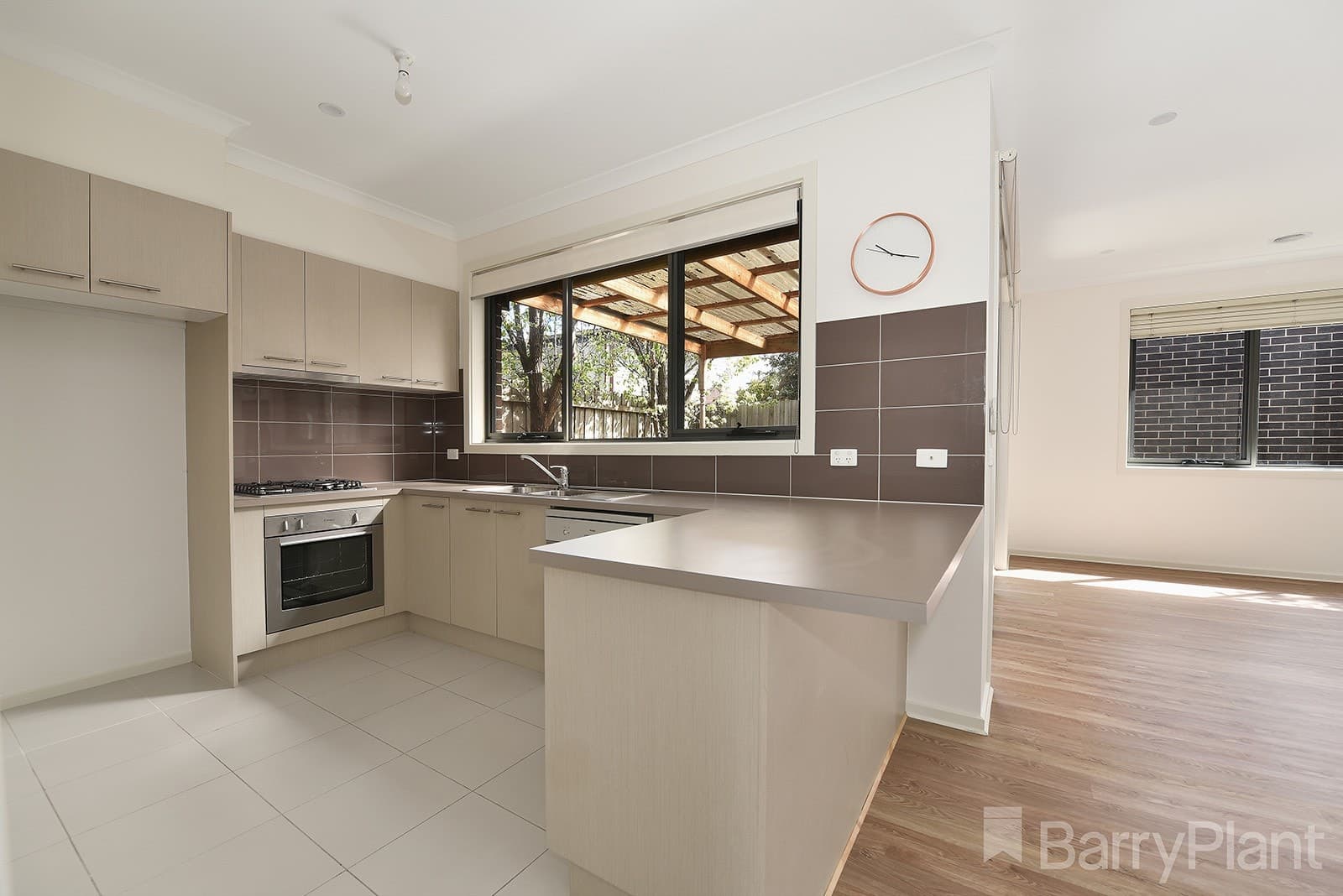 4/169-171 Raglan StreetPreston, VIC 3072  - Leased, Preston - Thumbnail 2