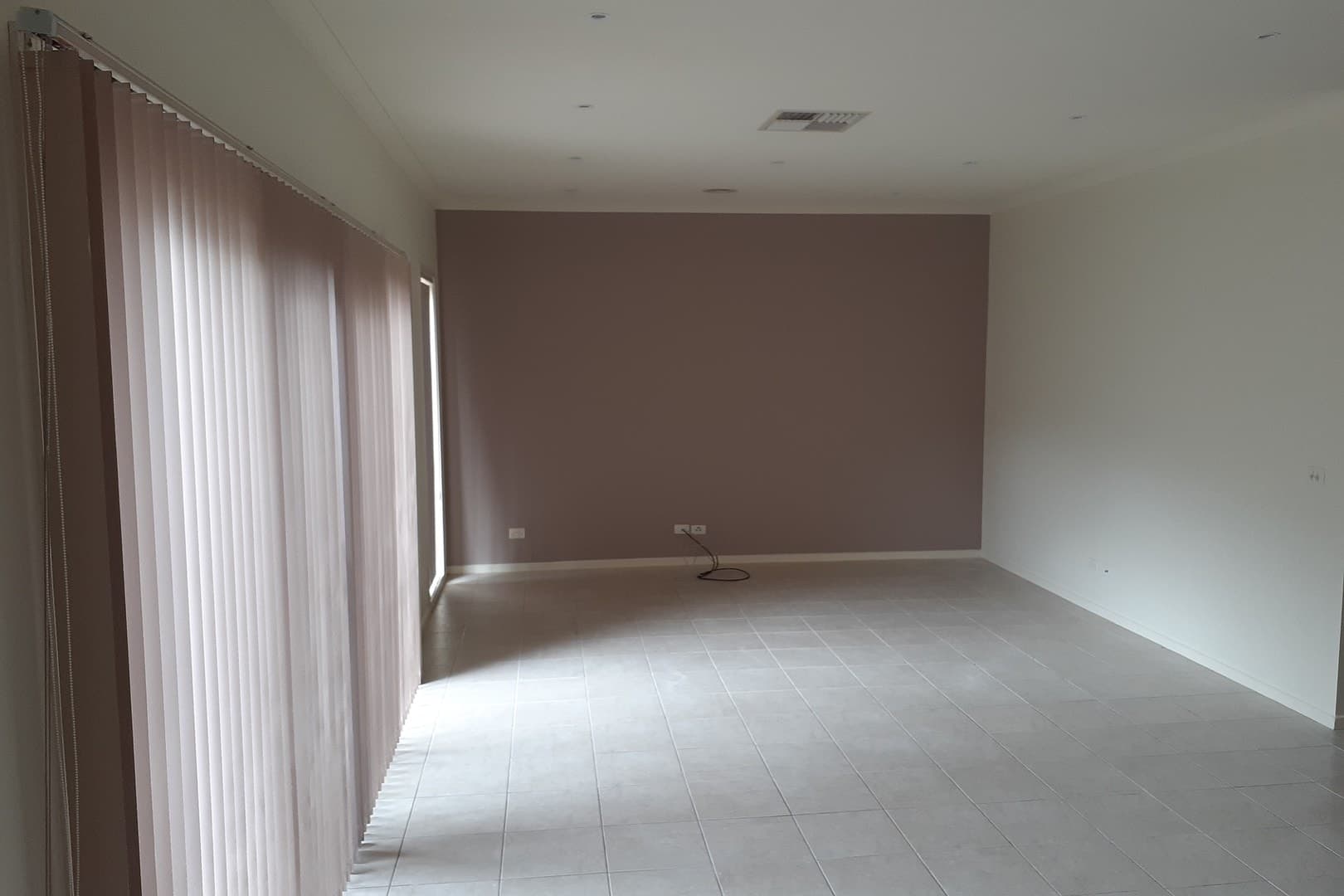 26 Ebony CircuitCraigieburn, VIC 3064  - Leased, Craigieburn - Thumbnail 2