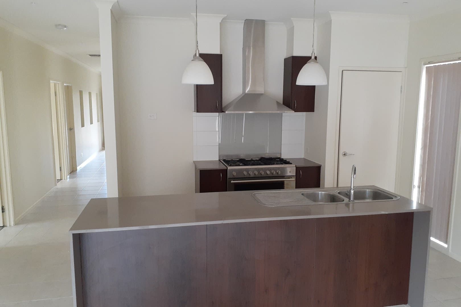 26 Ebony CircuitCraigieburn, VIC 3064  - Leased, Craigieburn - Thumbnail 6