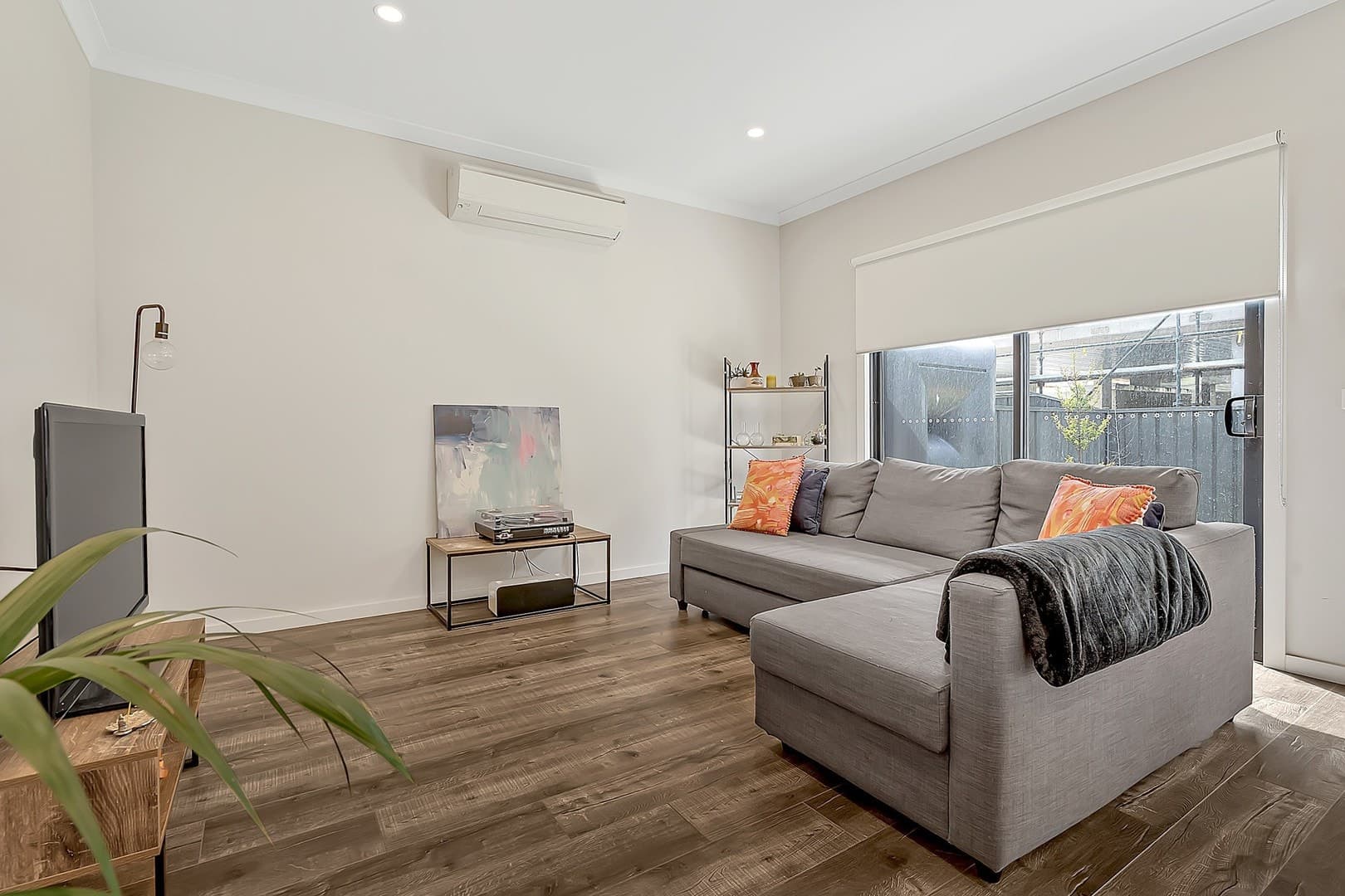 6/8-10 Fortitude DriveCraigieburn, VIC 3064  - Leased, Craigieburn - Thumbnail 3