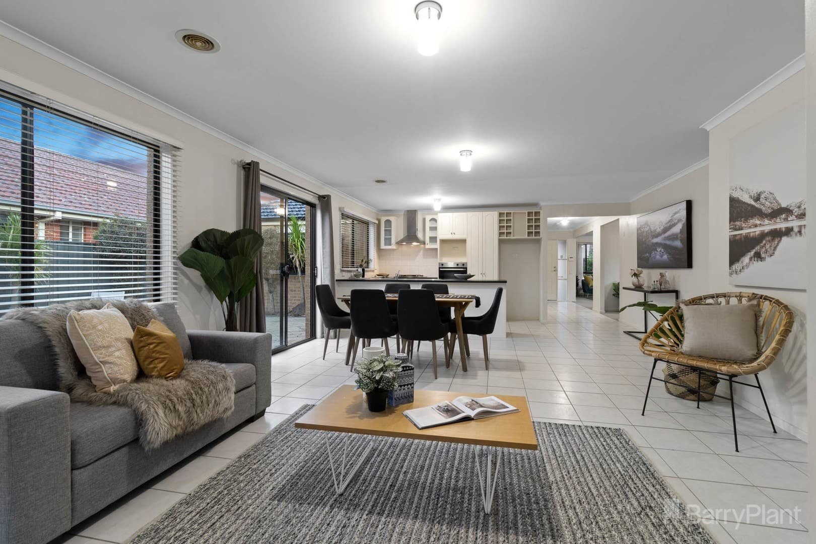 8 Ormiston PlaceNarre Warren South, VIC 3805  - Leased, Narre Warren South - Thumbnail 6