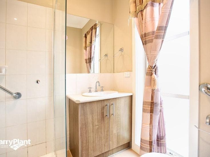 12 Cheltenham CloseCraigieburn, VIC 3064  - Leased, Craigieburn - Thumbnail 6