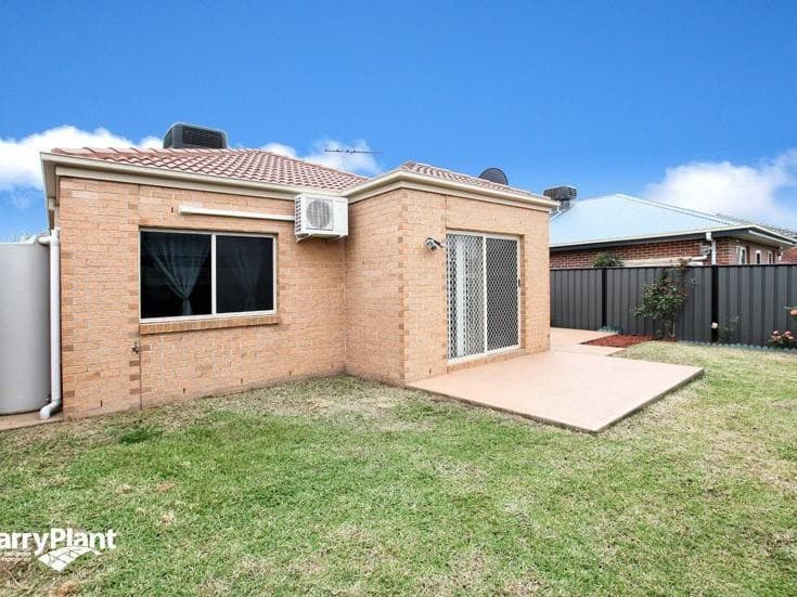 12 Cheltenham CloseCraigieburn, VIC 3064  - Leased, Craigieburn - Thumbnail 7