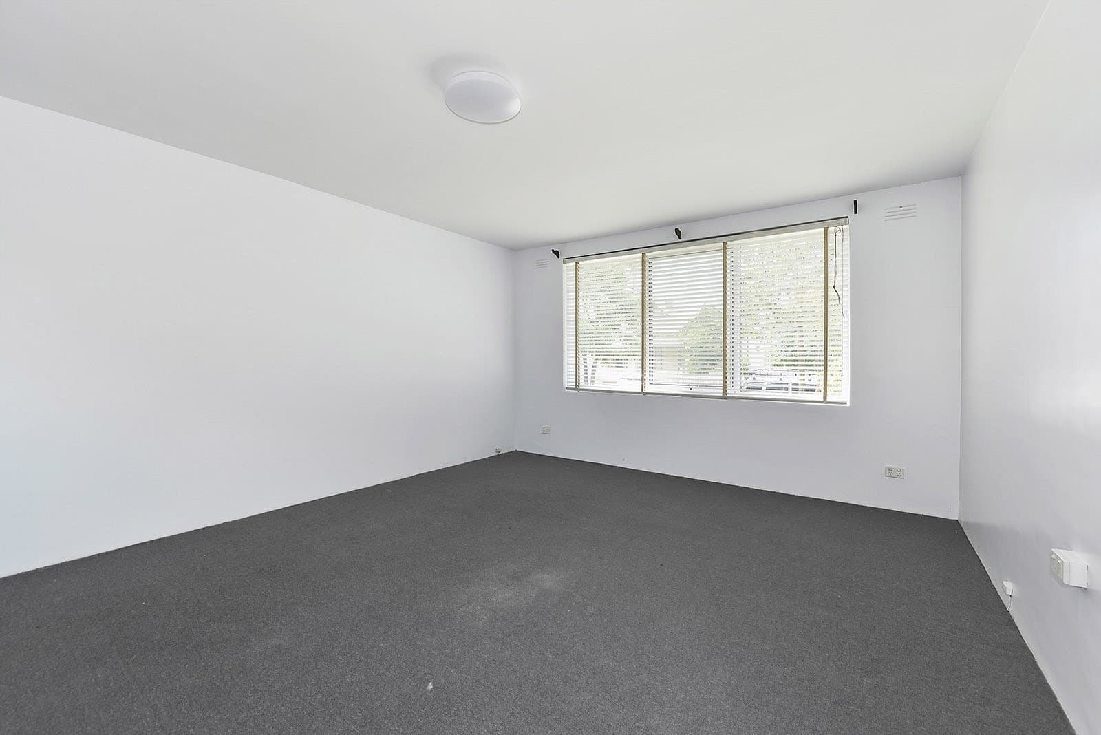 1/23 Tweedside StreetEssendon, VIC 3040  - Leased, Essendon - Thumbnail 5