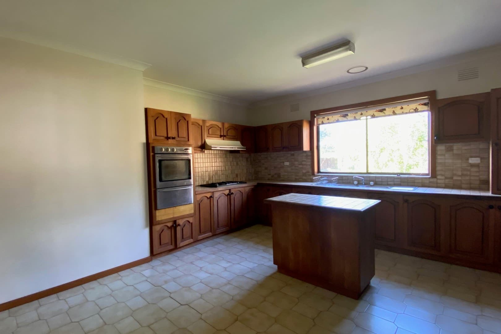 33 Rubicon StreetReservoir, VIC 3073  - Leased, Reservoir - Thumbnail 4