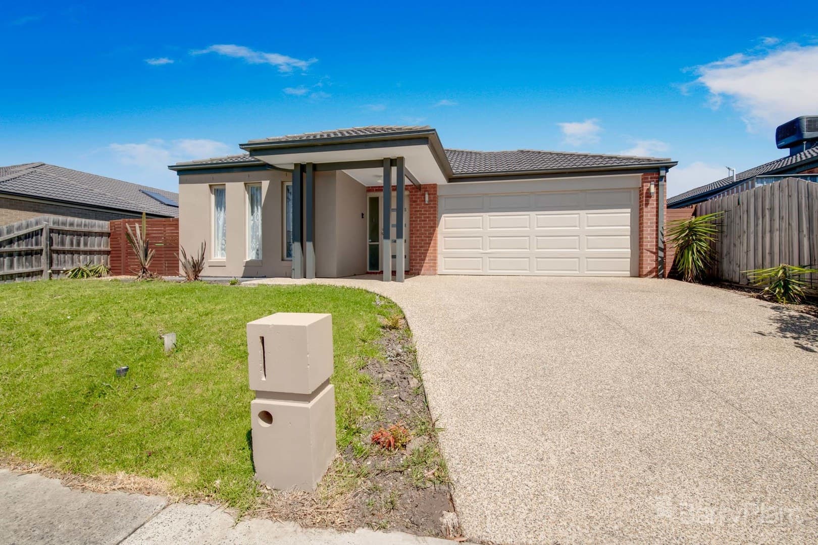 5 Caropepe AvenuePakenham, VIC 3810  - Leased, Pakenham - Thumbnail 2