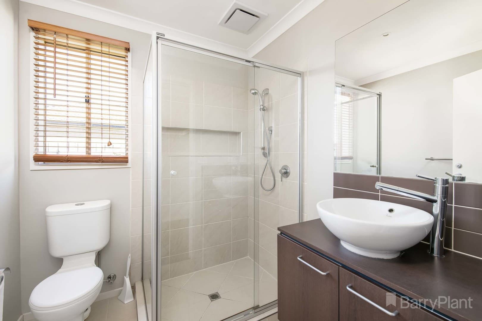5 Caropepe AvenuePakenham, VIC 3810  - Leased, Pakenham - Thumbnail 8