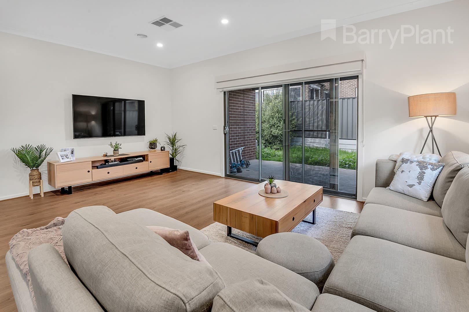 4 Water Lily CircuitCraigieburn, VIC 3064  - Leased, Craigieburn - Thumbnail 6