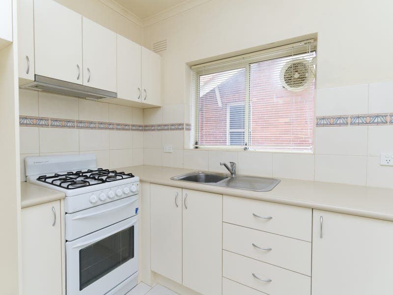 2/16 Westbury GroveSt Kilda East, VIC 3183  - Leased, St Kilda East - Thumbnail 4