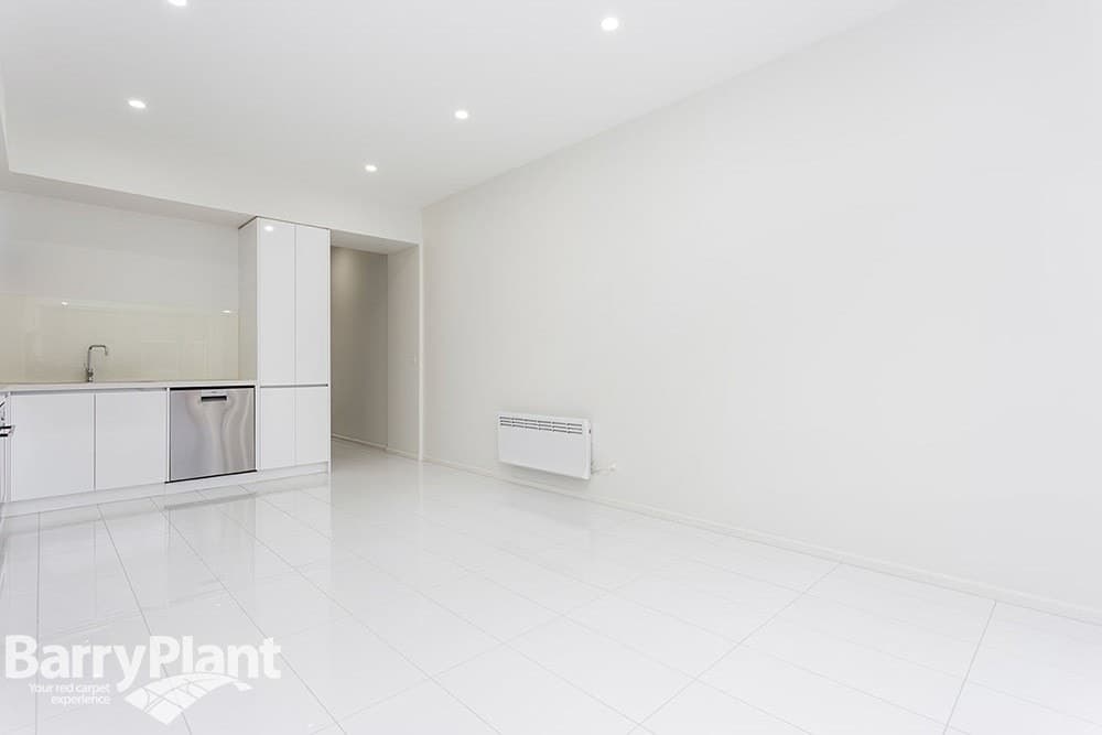 54 Rothbury ParkwayWilliams Landing, VIC 3027  - Leased, Williams Landing - Thumbnail 5