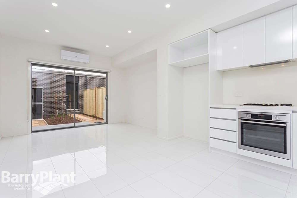 54 Rothbury ParkwayWilliams Landing, VIC 3027  - Leased, Williams Landing - Thumbnail 8