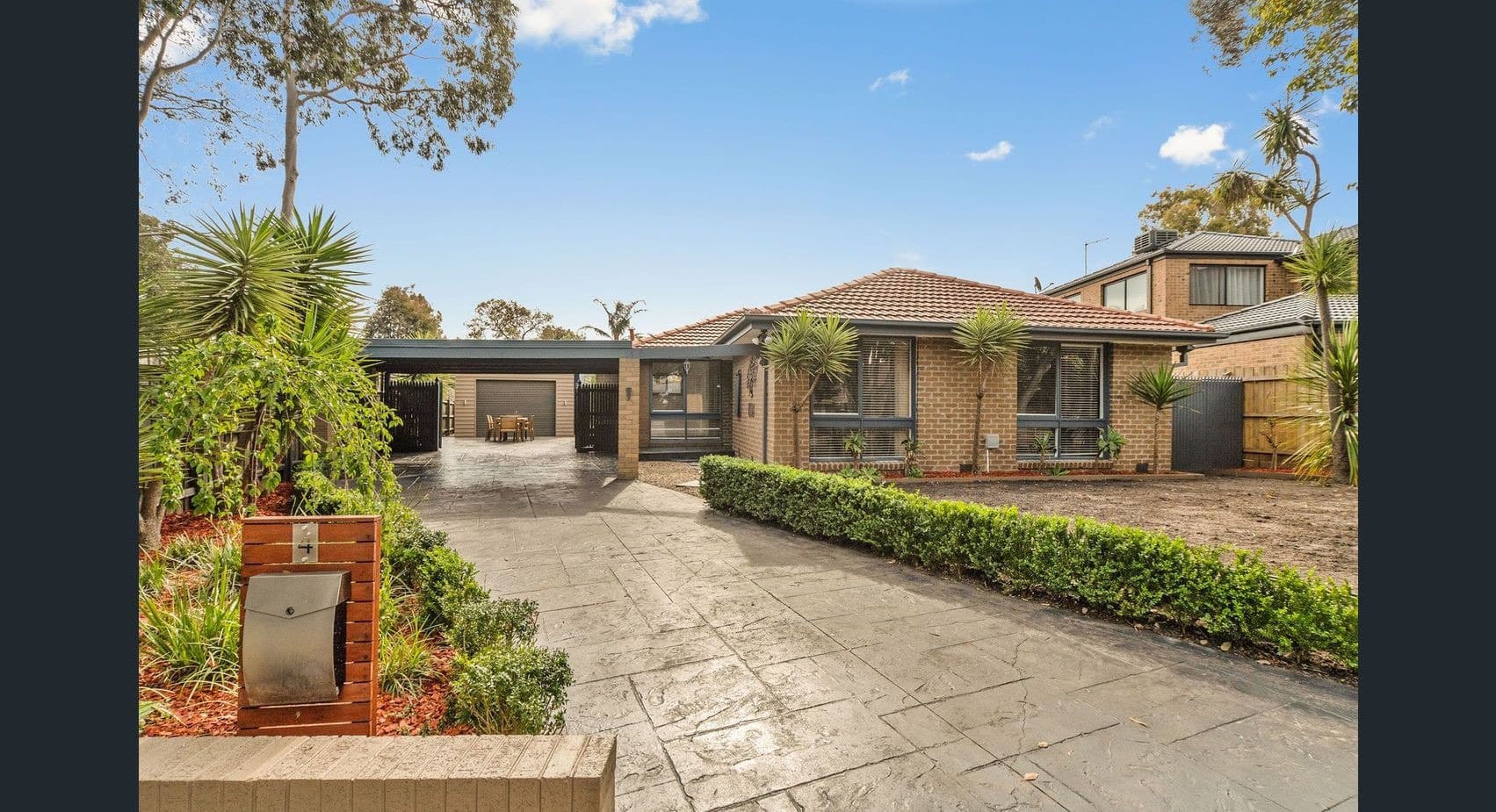 4 Karabil CloseScoresby, VIC 3179  - Leased, Scoresby - Thumbnail 2