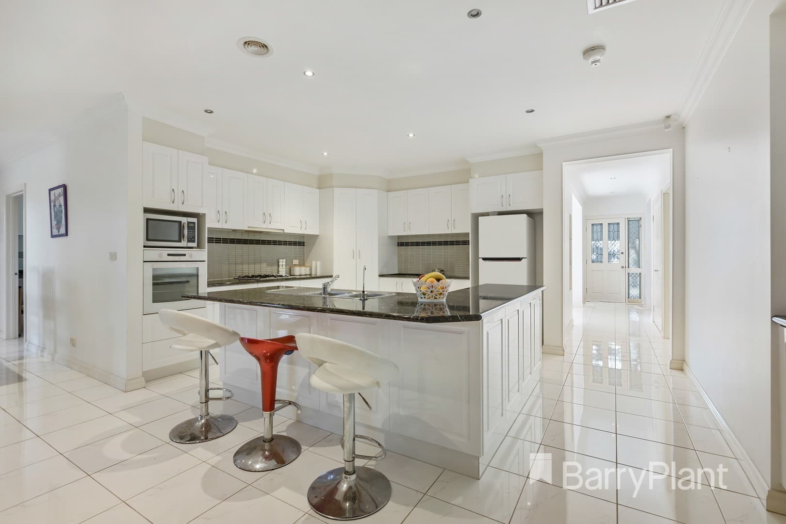 22 Mundi CrescentManor Lakes, VIC 3024  - Leased, Manor Lakes - Thumbnail 3