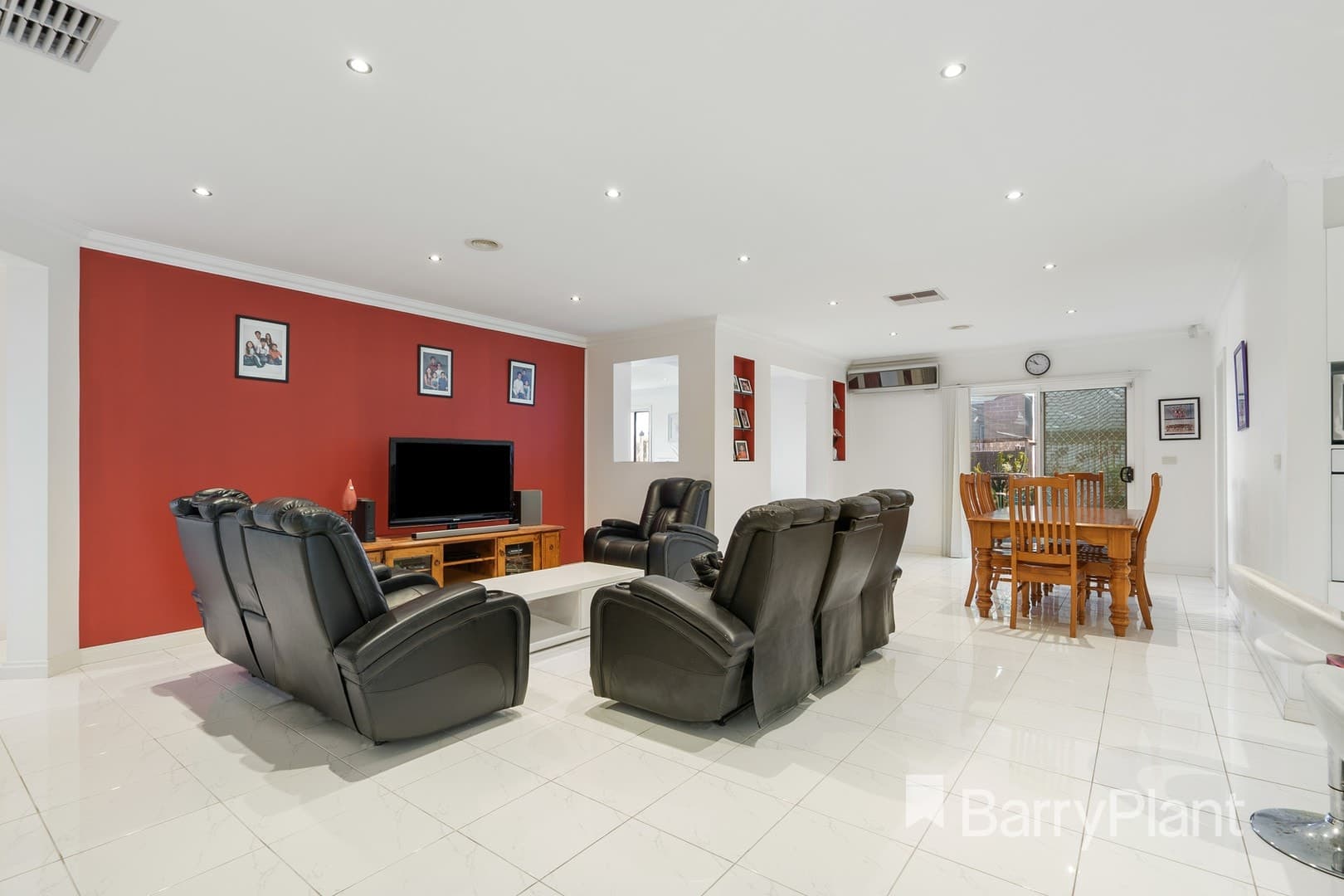 22 Mundi CrescentManor Lakes, VIC 3024  - Leased, Manor Lakes - Thumbnail 8