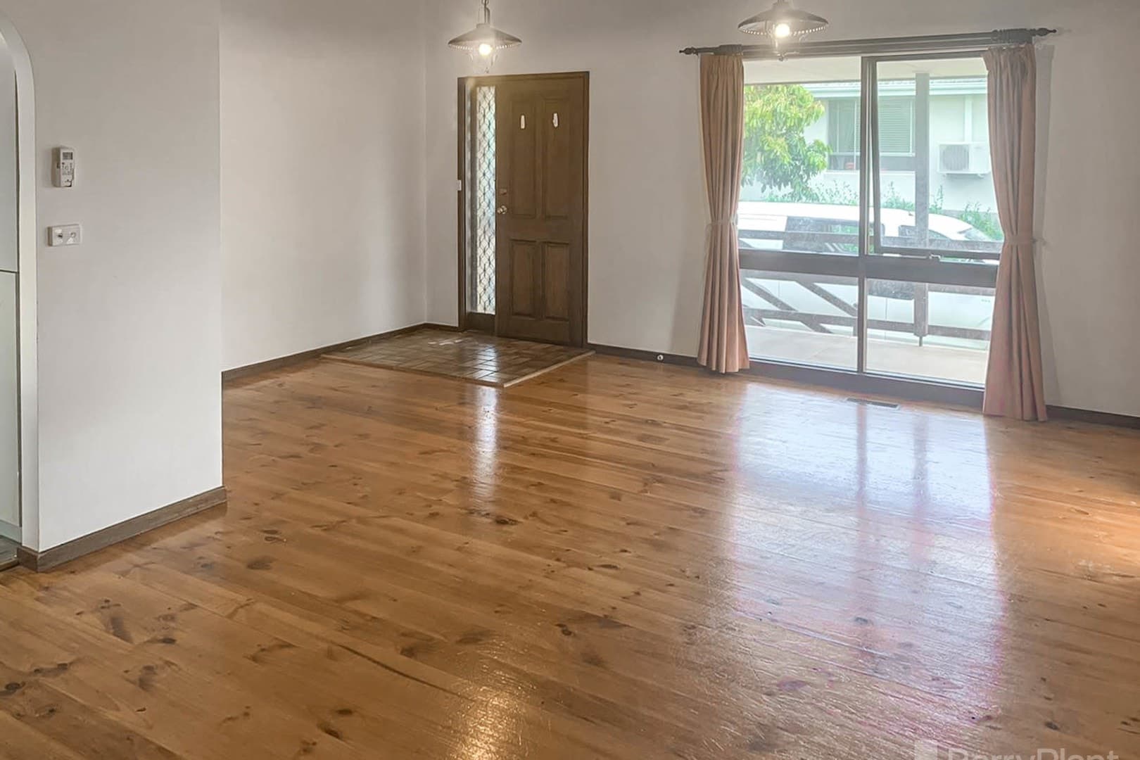 55 Hanley StreetNarre Warren, VIC 3805  - Leased, Narre Warren - Thumbnail 5