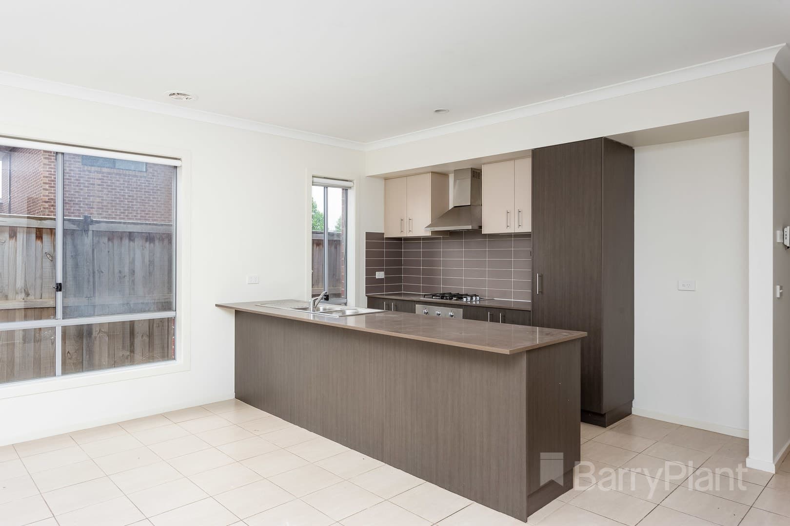 21 Maddock StreetPoint Cook, VIC 3030  - Leased, Point Cook - Thumbnail 3