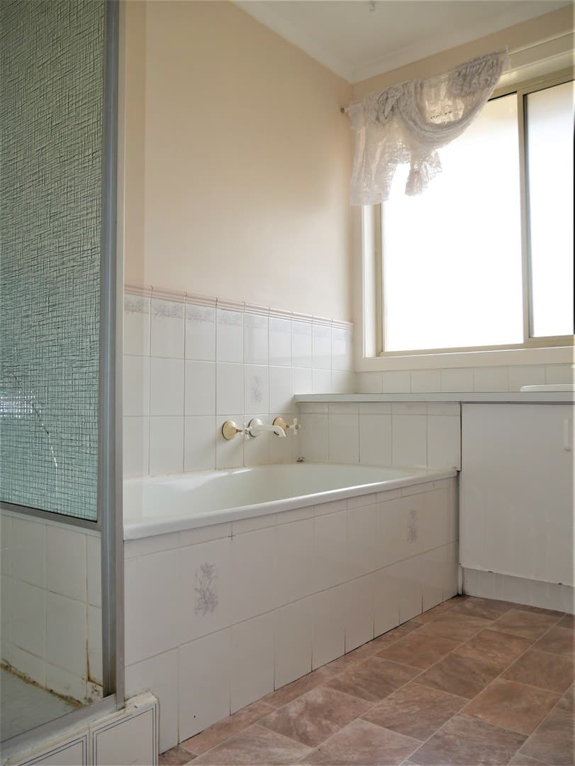 1 Glenelg CourtBrookfield, VIC 3338  - Leased, Brookfield - Thumbnail 5