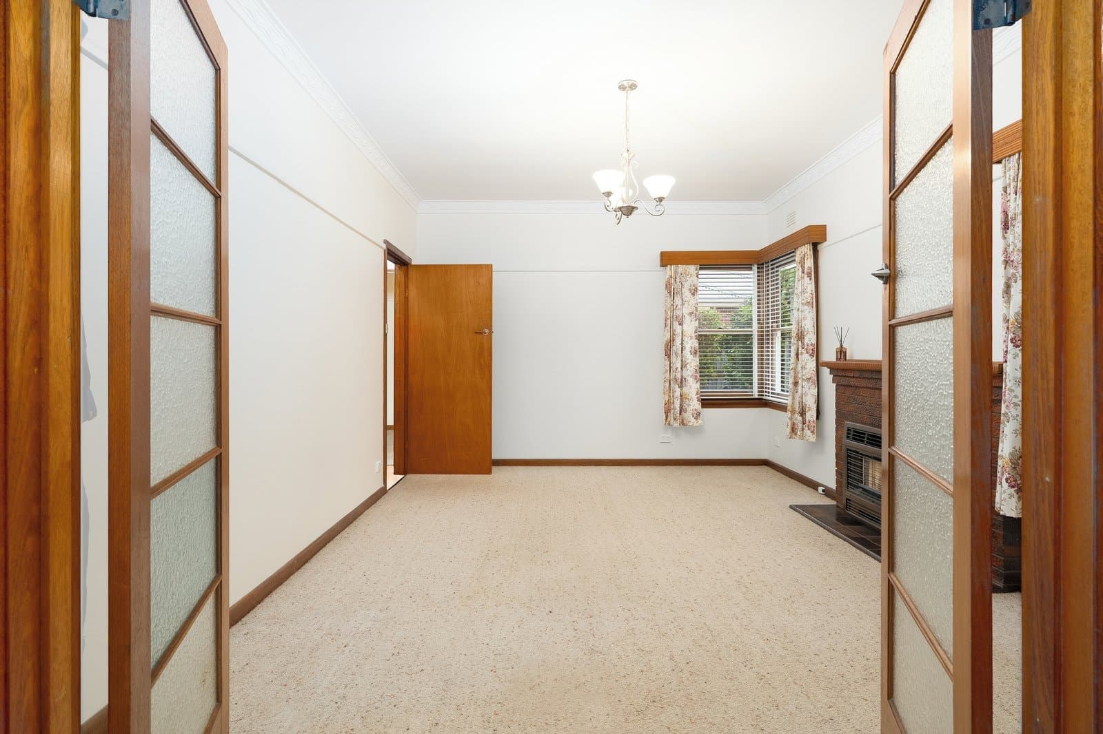 46 South Street, Belmont, Belmont - Thumbnail 4