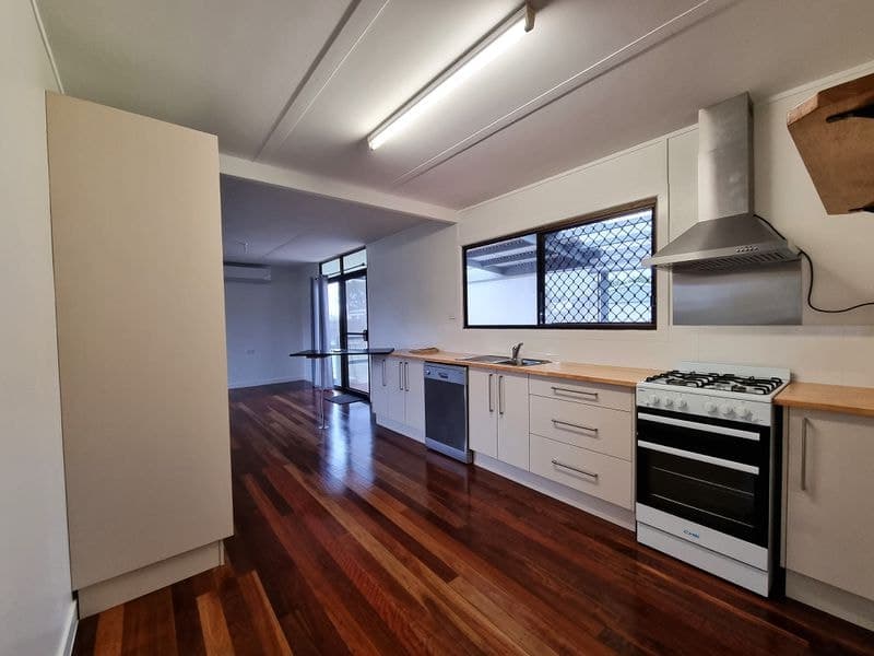 38 Ocean Street, Burnett Heads, Burnett Heads - Thumbnail 3