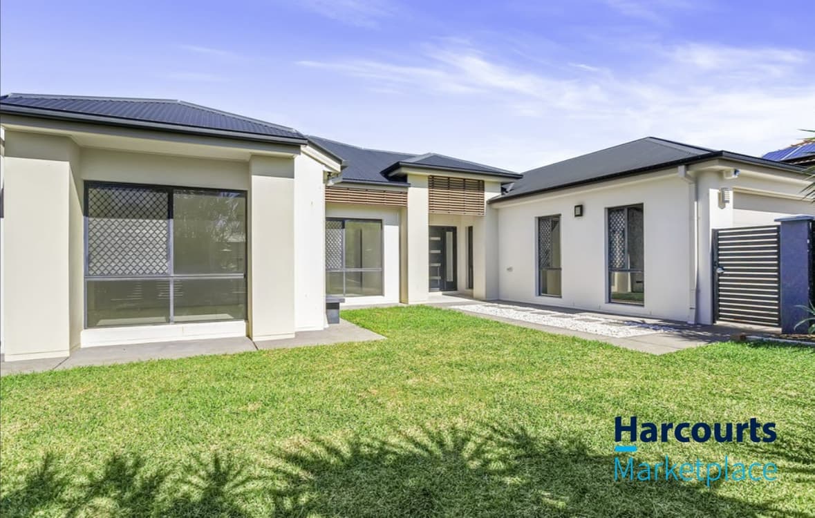 35 Malia Street, SINNAMON PARK, QLD 4073, Sinnamon Park - Image 1