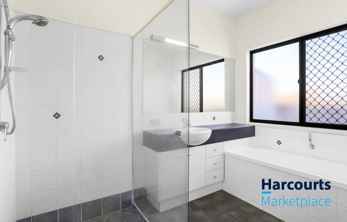35 Malia Street, SINNAMON PARK, QLD 4073, Sinnamon Park - Thumbnail 8