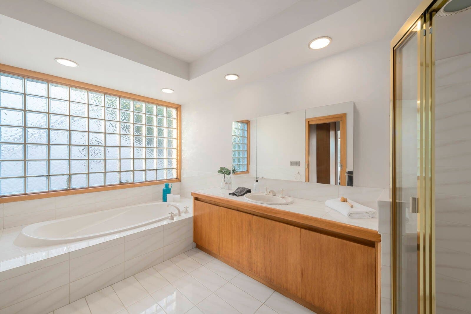34 Fernhill Road,
                        
                    
                    
                        
                            Sandringham, Sandringham - Thumbnail 8