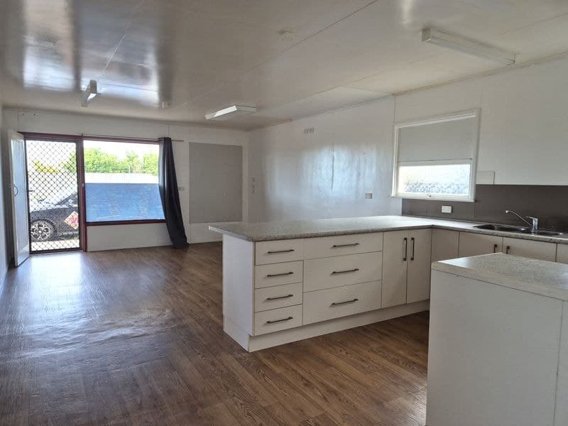 13 Lester Street, Norville, Norville - Thumbnail 4