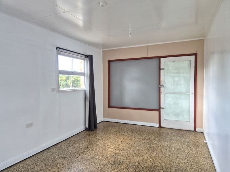 13 Lester Street, Norville, Norville - Thumbnail 5