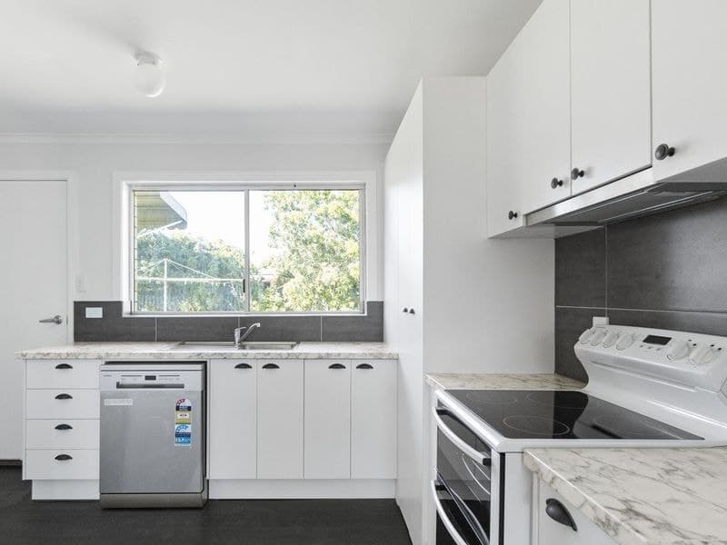 33 Thomas Thomsen Drive, Thabeban, Thabeban - Thumbnail 4