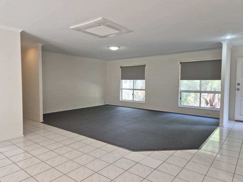 2 Kurrawa Court, Moore Park Beach, Moore Park Beach - Thumbnail 5