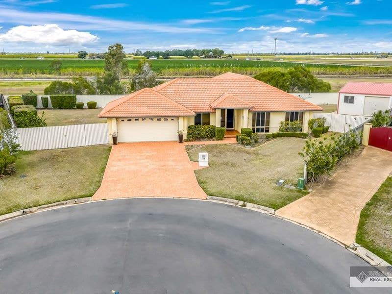 18 Marquis Court, Avenell Heights, Avenell Heights - Thumbnail 2