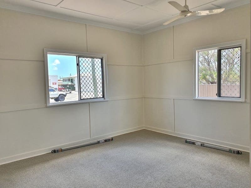 1 / 32 Dunn Road, Avenell Heights, Avenell Heights - Thumbnail 7
