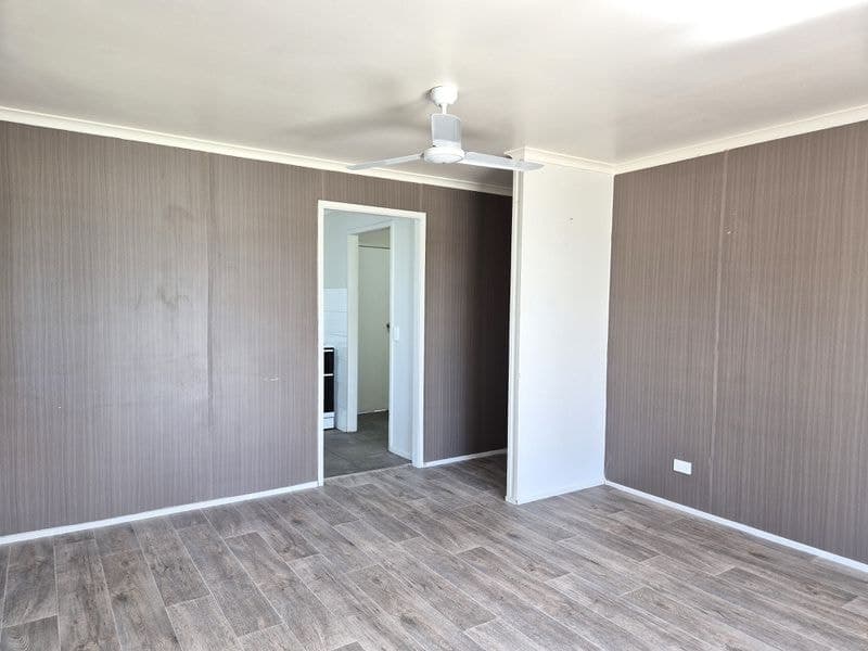 49 Heaps Street, Avenell Heights, Avenell Heights - Thumbnail 4