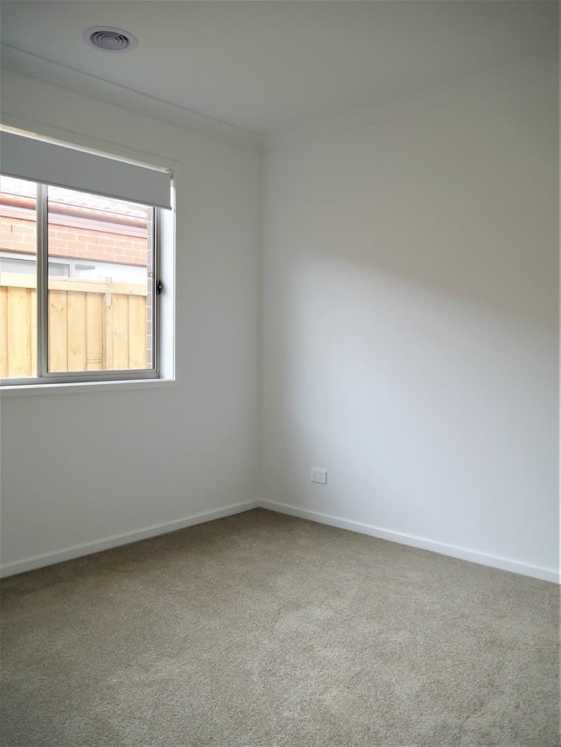 14 Baron RoadThornhill Park, VIC 3335  - Leased, Thornhill Park - Thumbnail 6